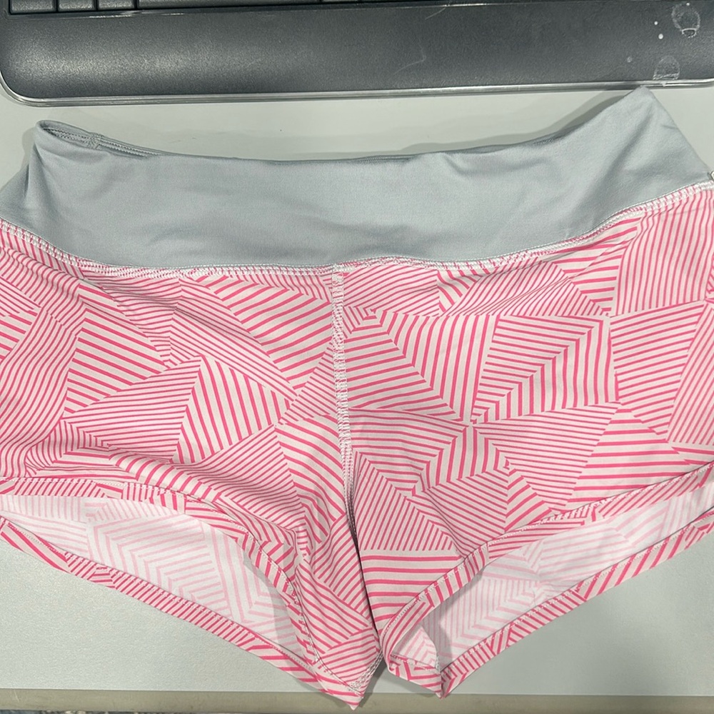 Run Rabbit Shorts - Picture 1 of 5